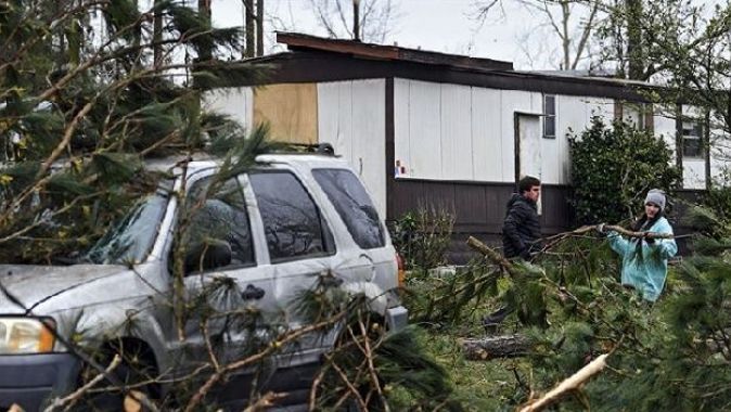 ABD’de fırtına ve kasırga felaketi: En az 7 ölü