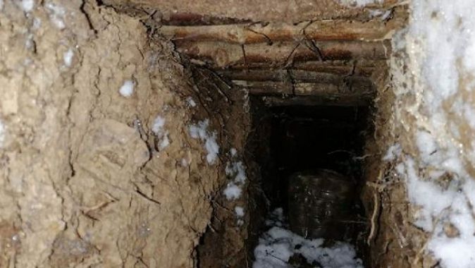 Bitlis’te terör örgütüne ait 3 odalı sığınak tespit edildi