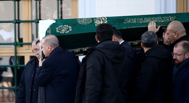 Cumhurbaşkanı Erdoğan&#039;ın cenazesine katıldığı kadının oğlu konuştu