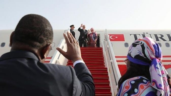 Cumhurbaşkanı Erdoğan Senegal&#039;den ayrıldı