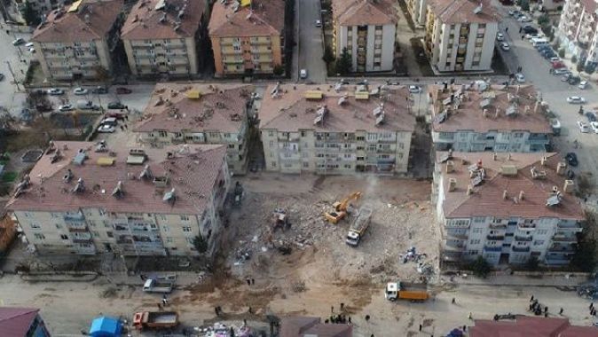 Elazığ&#039;da hasar tespit çalışmaları en geç bir hafta içinde bitirilecek