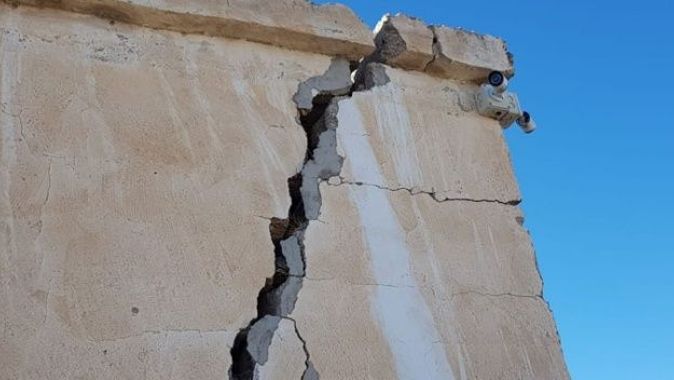 Elazığ&#039;daki deprem, Kayseri&#039;de hasara neden oldu