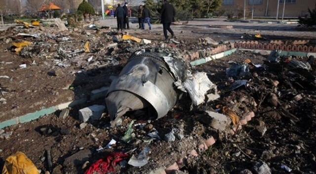 İran&#039;da düşen uçakla ilgili gözaltılar