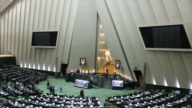 İran&#039;da nükleer anlaşmadan çekilme teklifi meclise sunuldu