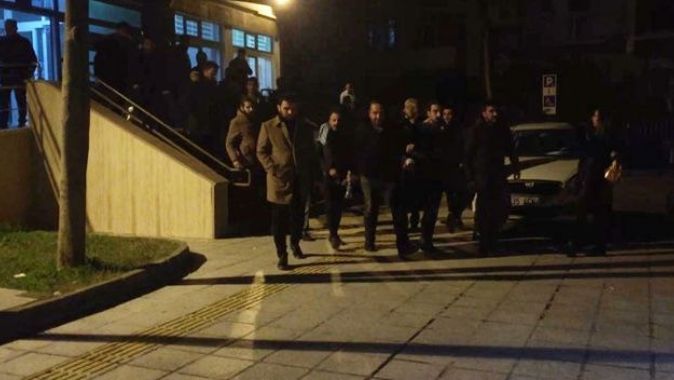 İzmir&#039;de zehir tacirlerine darbe: 10 kişi tutuklandı