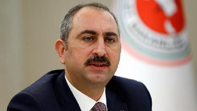 Adalet Bakanı Gül&#039;den Kadir Şeker açıklaması