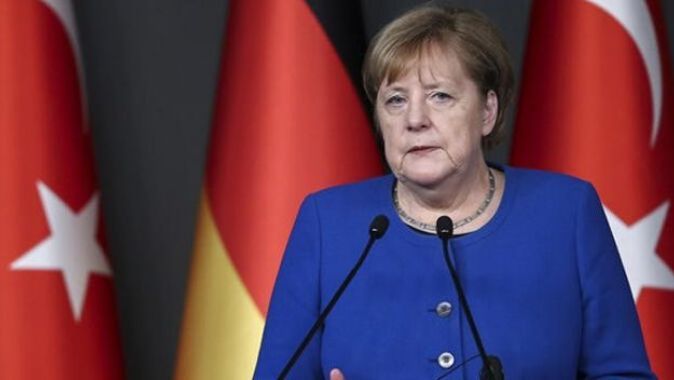 Almanya&#039;daki ırkçı saldırı sonrası Merkel&#039;den açıklama