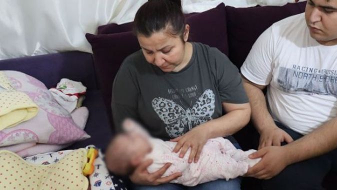 Avcılar&#039;da dehşet! 40 günlük bebeğini, eşini ve üvey kızını bıçakladı