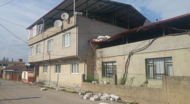 Bursa&#039;da lodos evin duvarlarını yıktı