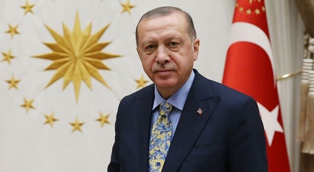 Cumhurbaşkanı Erdoğan&#039;dan ilçe kongresine sürpriz telefon