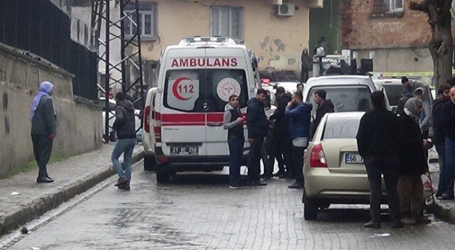 Diyarbakır’da park kavgasında silahlar konuştu: 2 yaralı