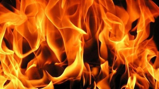 Erzincan&#039;da korkutan yangın: 9 kişi hastaneye kaldırıldı