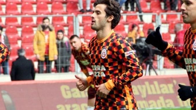 Galatasaray&#039;a derbi öncesi Saracchi müjdesi!