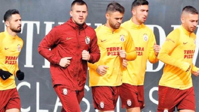 Galatasaray&#039;da derbi alarmı