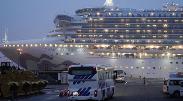 Güney Kore ve İtalya da karantina gemisinden yolcularını tahliye ediyor