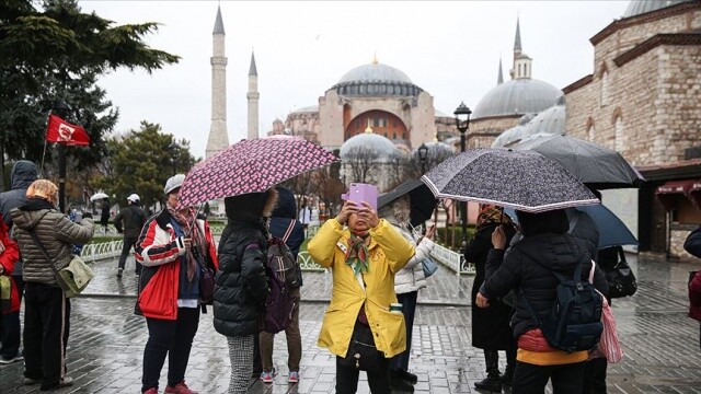 İstanbul&#039;a ocak ayında 1 milyon 17 bin turist geldi
