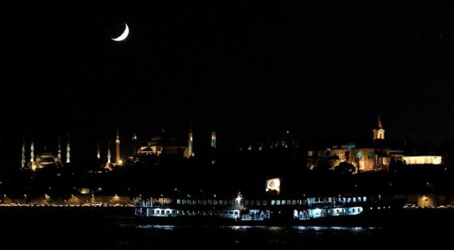 İstanbul&#039;da gece vapur seferleri başlıyor