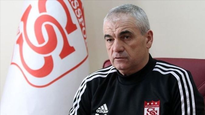 Sivasspor Teknik Direktörü Çalımbay&#039;dan şampiyonluk değerlendirmesi
