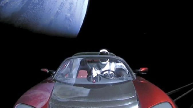 Uzayda gezen Tesla sizce şu an nerede?