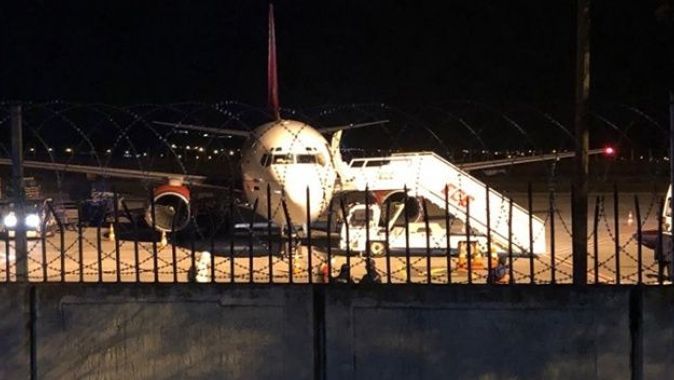 Bağdat&#039;tan havalanan uçaktaki yolcular Ankara&#039;da karantinaya alındı