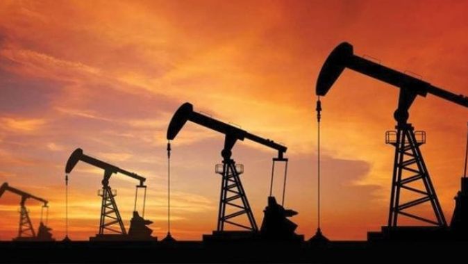 Brent petrolün varili 26,58 dolar