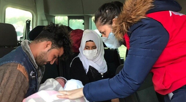 Gözünü göç yolunda açan bebek ve ailesine Türkiye sahip çıktı