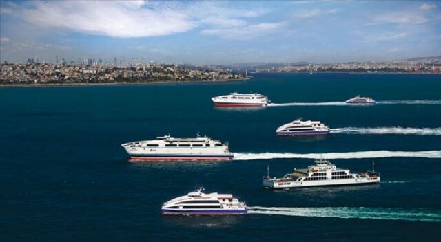 İstanbul&#039;da deniz otobüsü ve feribot sefelerleri durduruldu
