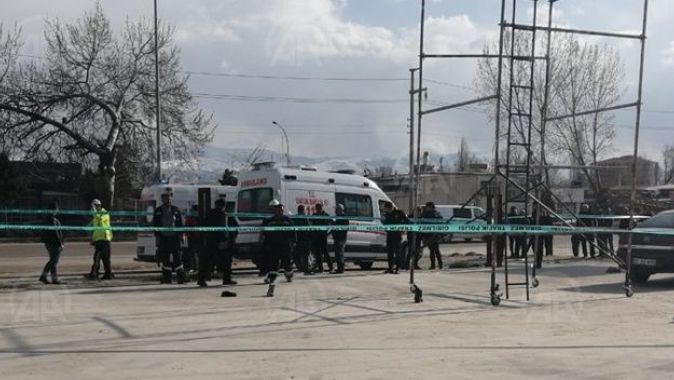 Konya&#039;da elektrik akımına kapılan 3 işçi yaralandı