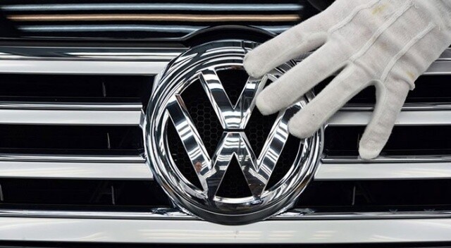Koronavirüs salgını Volkswagen&#039;de haftalık 2 milyar Euro&#039;ya mal oldu
