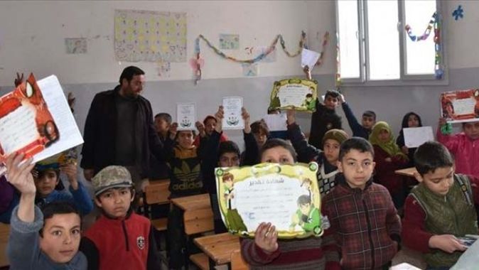 Suriye&#039;nin kuzeyinde Covid-19 tedbirleri nedeniyle eğitime verilen ara uzatıldı