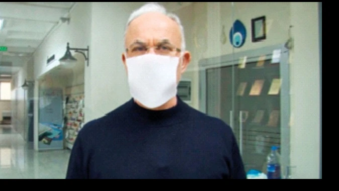Türkiye’de 80 milyona sekiz  kere yetecek maske var
