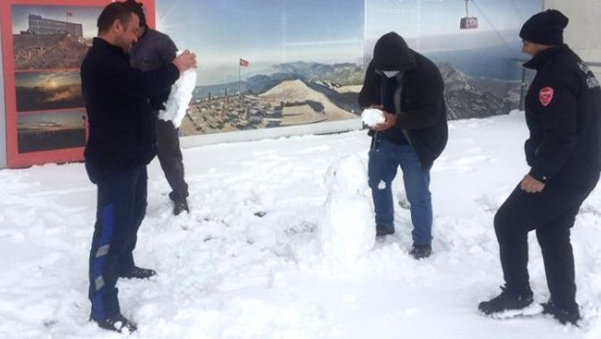 Antalya’nın 2 bin 365 metre zirvesine kar düştü