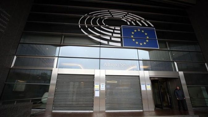 Avrupa Parlamentosu 3 milyar avroluk Covid-19 tedbirlerini onayladı