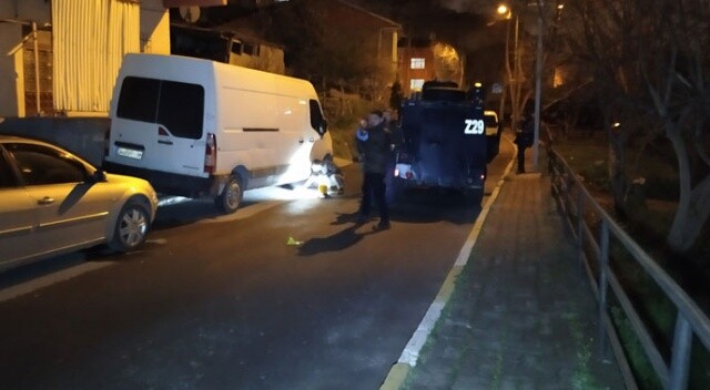 Beyoğlu&#039;nda silahlı saldırı: 1 ağır yaralı