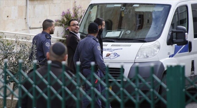 İsrail polisi Kudüs Valisi&#039;ni gözaltına aldı