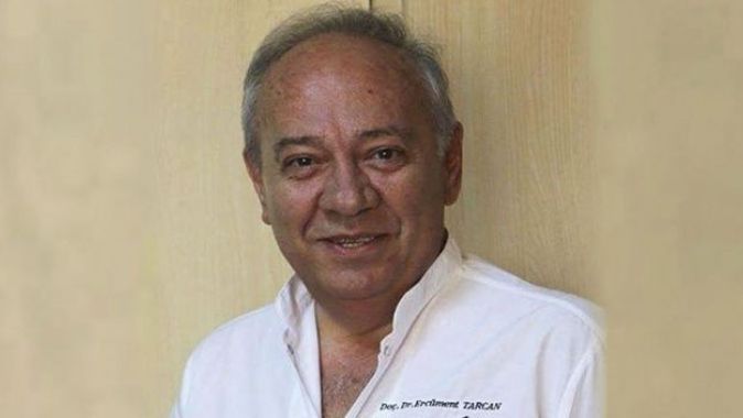İzmir&#039;de görev başında kalp krizi geçiren doktor hayatını kaybetti