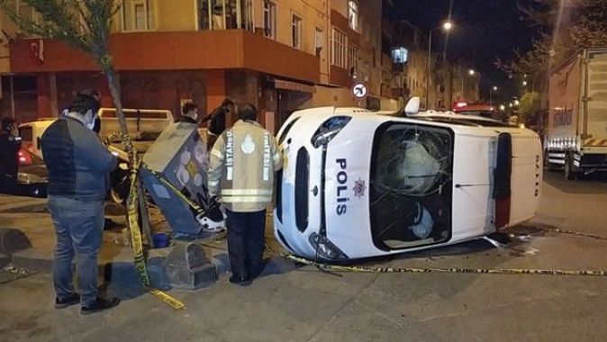 Polis ekipleri kaza yaptı: 2 polis yaralandı