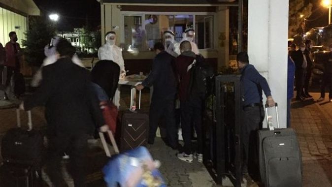 Yurt dışından getirilen 125 vatandaş karantina yurtlarına alındı