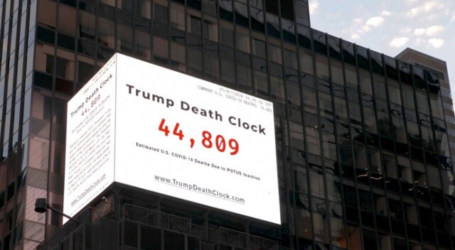 ‘Trump’ın ölüm saati’ Times Meydanı’nda