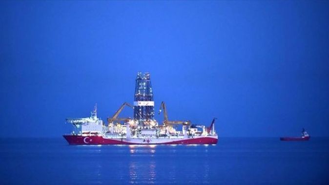 Fatih sondaj gemisi Karadeniz geçişine hazır