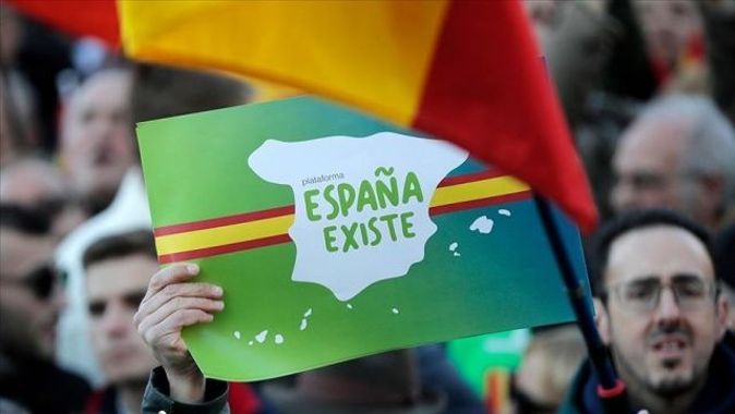 İspanya&#039;da hükümetin Covid-19 kararlarına karşı protestolar 10. gününde