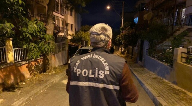 İzmir&#039;de korkunç cinayet: 14 yerinden bıçaklanan şahıs, hayatını kaybetti