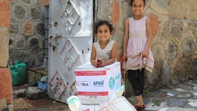 TİKA Yemen&#039;de 3 bin gıda kolisi dağıttı