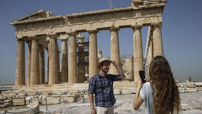 Yunanistan&#039;da turistlere Covid-19 testi yapılmayacak
