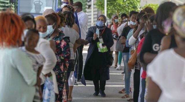 Afrika’da son 24 saatte koronavirüs kaynaklı 303 ölüm