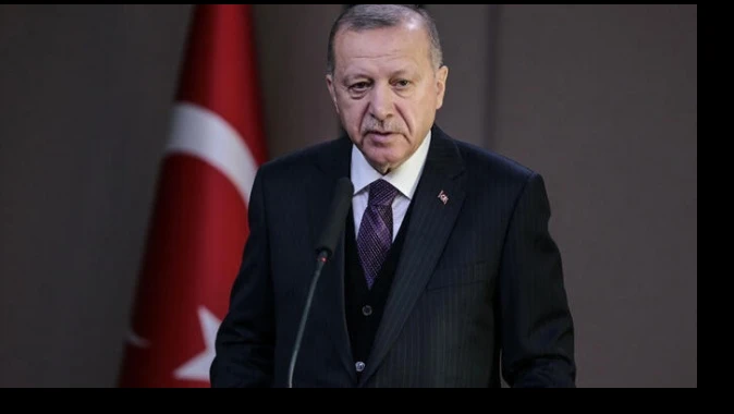 Cumhurbaşkanı Erdoğan, F klavye birincisi Nisa ile telefonda görüştü