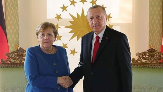 Cumhurbaşkanı Erdoğan ile Merkel Libya’yı görüştü