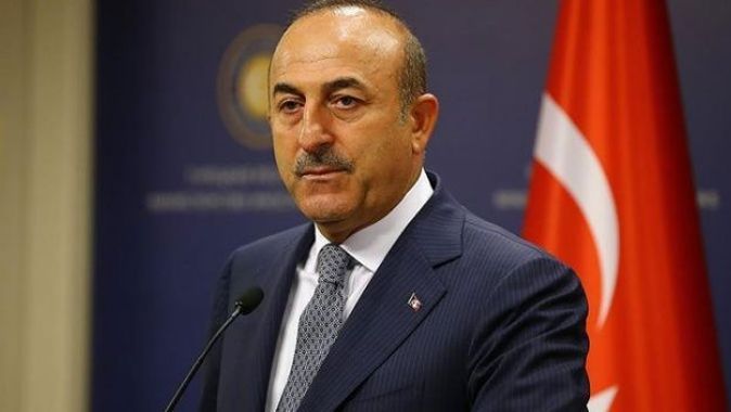 Dışişleri Bakanı Çavuşoğlu: Fransa bir darbeciyi destekliyor