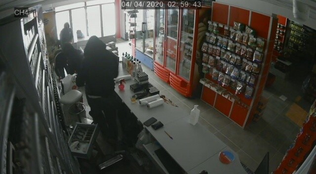 Silivri’de hırsızlar bir marketi 3 dakikada talan etti