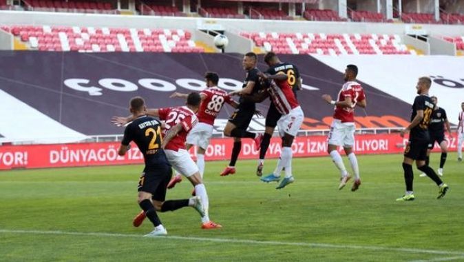 Sivasspor’dan hakem hatalarına tepki